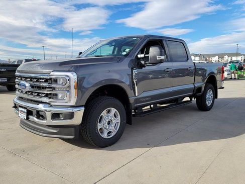 New 2026 Ford F350 XLT w/ XLT Premium Package image 4