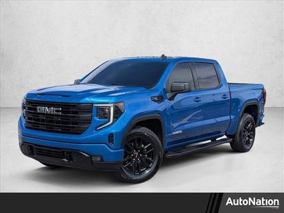 Used 2022 GMC Sierra 1500 Elevation w/ LPO, Elevation Black Package