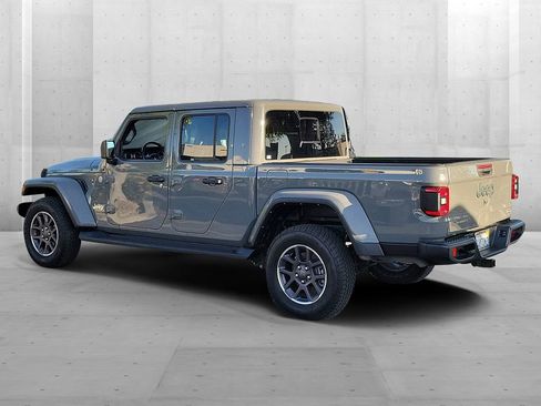 Certified 2022 Jeep Gladiator Overland w/ Popular Equipment Package image 2