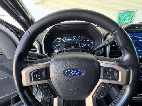 Used 2022 Ford F250 Platinum w/ FX4 Off-Road Package AWD/4WD image 34