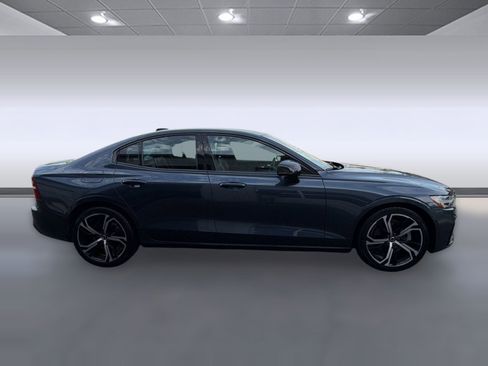 Used 2024 Volvo S60 B5 Plus FWD image 8