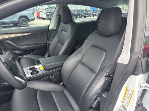 Used 2023 Tesla Model 3 Standard Range RWD image 11