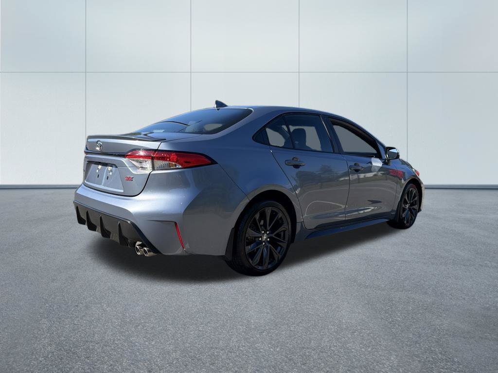 Used 2023 Toyota Corolla SE FWD image 5