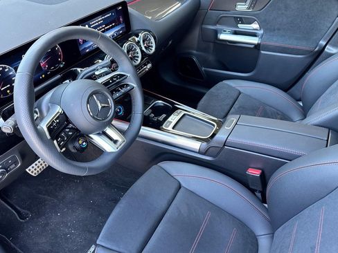New 2025 Mercedes-Benz GLA 35 AMG 4MATIC image 4
