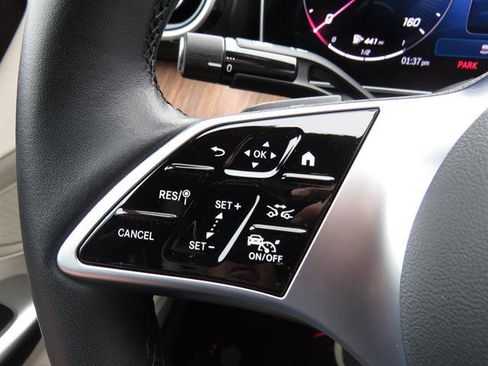 Used 2025 Mercedes-Benz C 300 4MATIC Sedan image 11