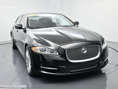 Used 2011 Jaguar XJ L image 2
