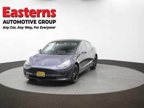 Used 2020 Tesla Model 3 Standard Range Plus RWD image 48