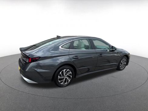 Used 2026 Hyundai Sonata Blue FWD image 13