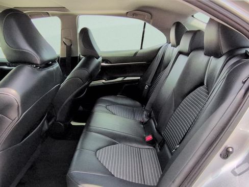 Used 2023 Toyota Camry SE w/ Convenience Package FWD image 9
