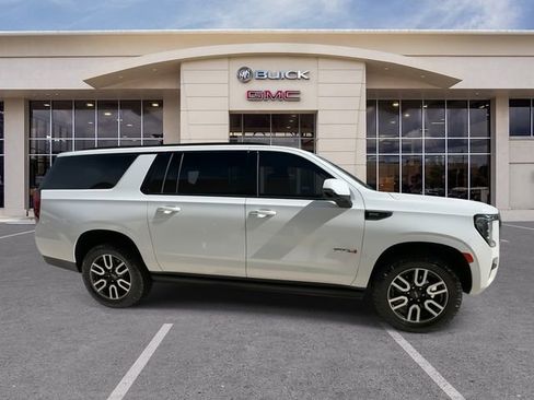 Certified 2024 GMC Yukon XL AT4 w/ AT4 Premium Package AWD/4WD image 17