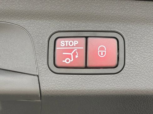 Used 2024 Mercedes-Benz GLE 580 4MATIC image 12