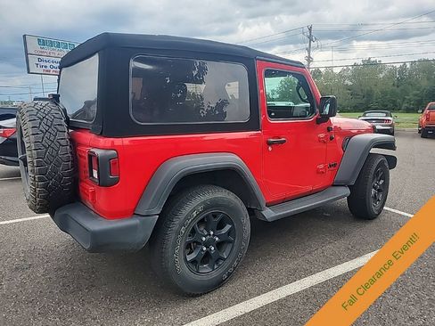 Used 2020 Jeep Wrangler Sport AWD/4WD image 3
