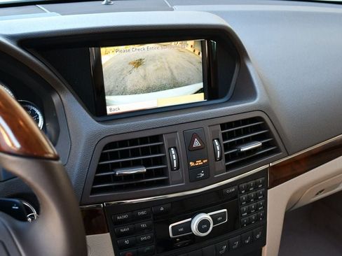 Used 2012 Mercedes-Benz E 550 Cabriolet w/ Appearance Pkg image 70