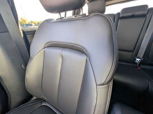 New 2025 Jeep Grand Cherokee Limited w/ Black Appearance Package image 12