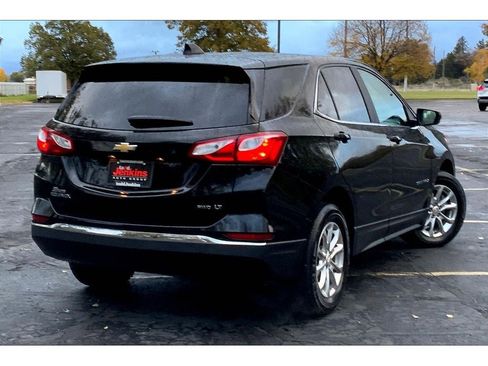 Used 2021 Chevrolet Equinox LT image 14