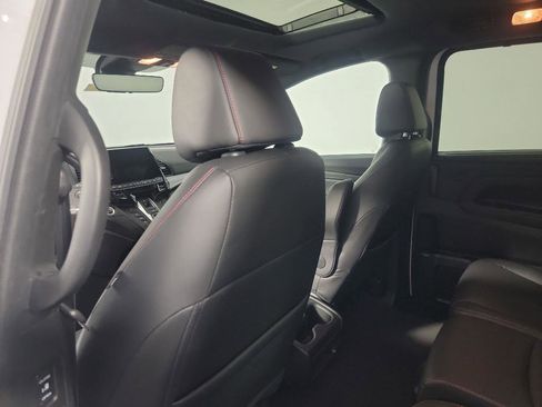Certified 2024 Honda Odyssey Sport image 19