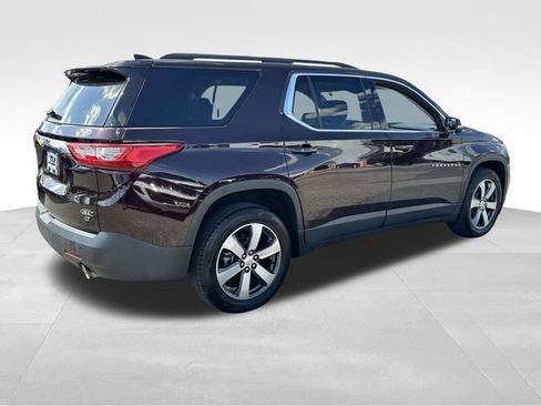 Used 2020 Chevrolet Traverse LT w/ LT Premium Package AWD/4WD image 25