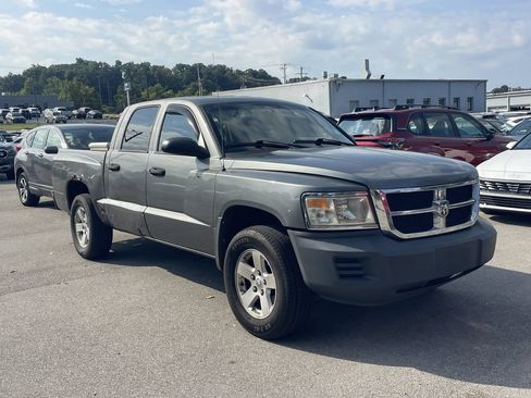 Used 2008 Dodge Dakota ST RWD image 1