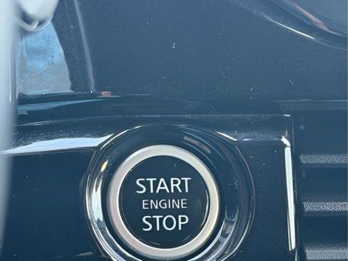 Used 2022 Nissan Pathfinder SL w/ SL Premium Package image 46