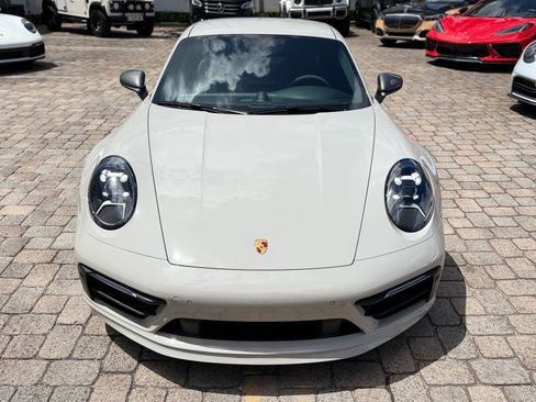 Used 2024 Porsche 911 Carrera T image 3