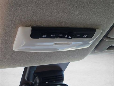 Certified 2025 Nissan Versa SV w/ Trunk Package FWD image 18