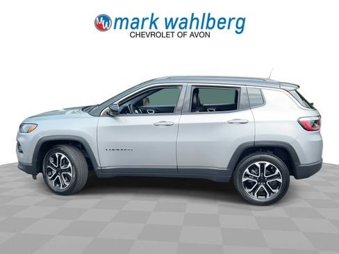 Used 2023 Jeep Compass Limited AWD/4WD image 5