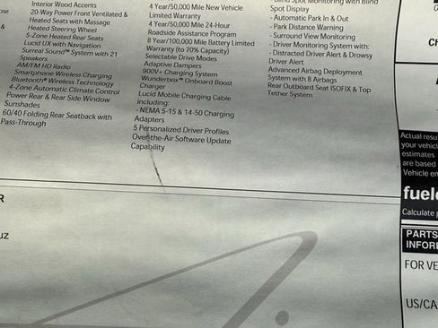 Used 2022 Lucid Air Grand Touring image 2