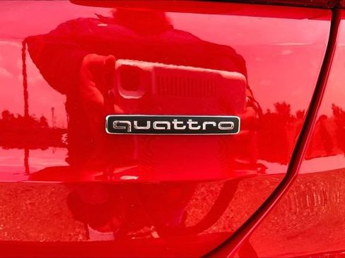 Used 2020 Audi Q3 2.0T Prestige w/ Prestige Package AWD/4WD image 31