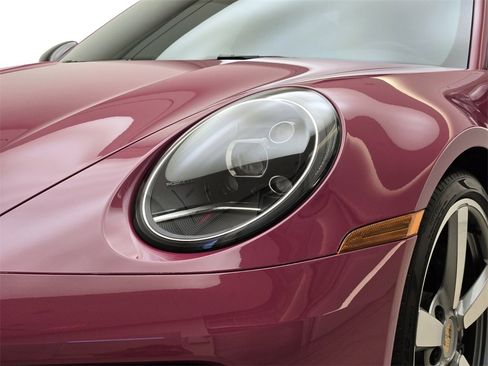 Used 2024 Porsche 911 Carrera T image 5