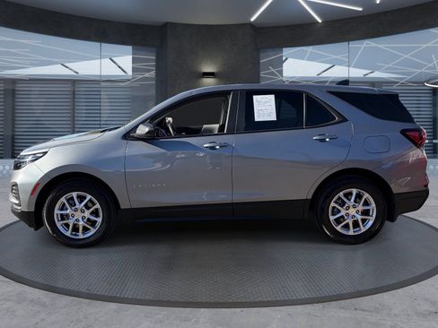 Certified 2024 Chevrolet Equinox LS FWD image 3