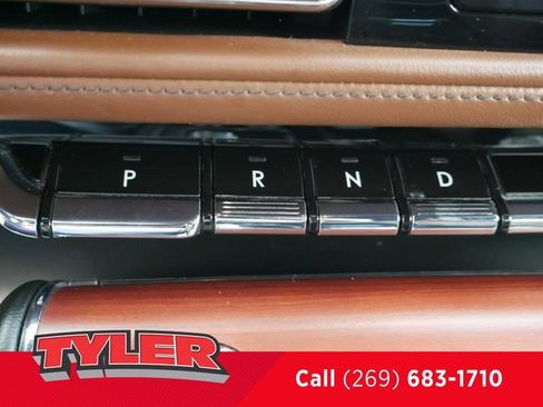 Used 2021 Lincoln Aviator Grand Touring w/ Equipment Group 302A AWD/4WD image 31