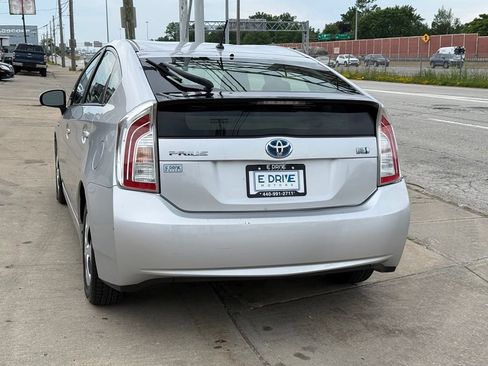 Used 2013 Toyota Prius Two FWD image 8