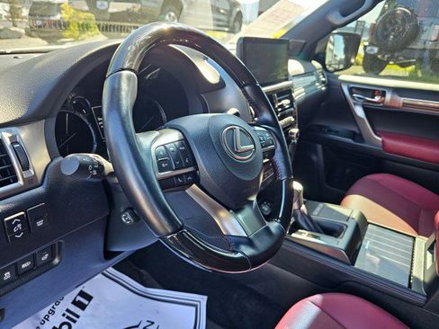 Used 2022 Lexus GX 460 Premium image 25