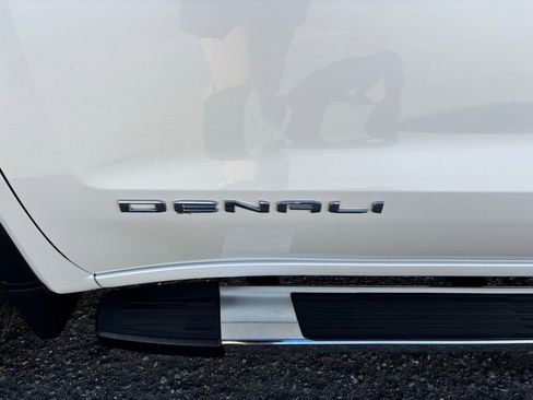 Used 2022 GMC Sierra 1500 Denali image 10