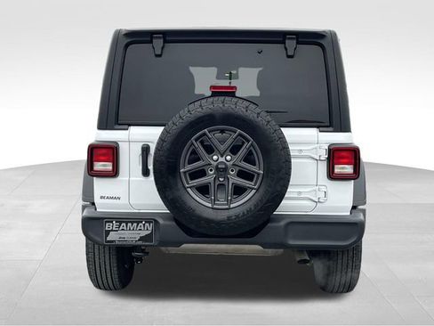 Used 2024 Jeep Wrangler Sport S image 6