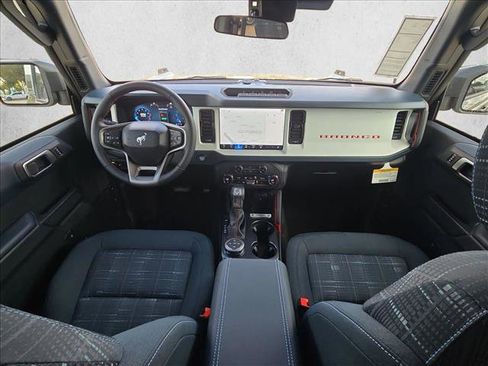 New 2026 Ford Bronco Heritage Edition image 15