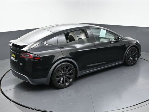 Used 2022 Tesla Model X Plaid image 41