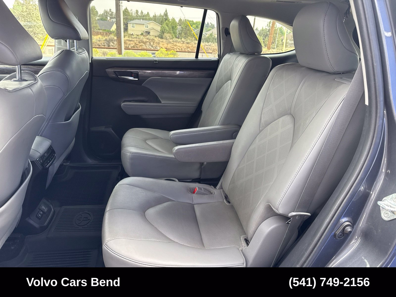 Used 2020 Toyota Highlander Platinum AWD/4WD image 21