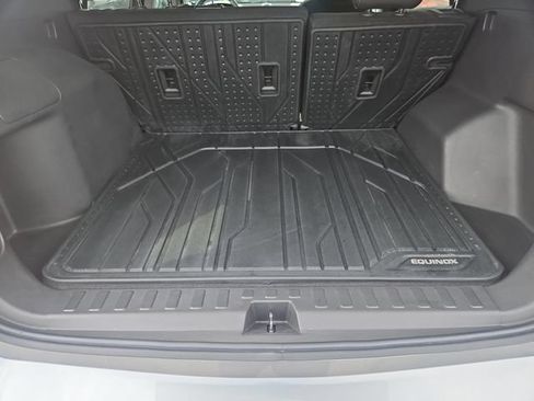 Used 2024 Chevrolet Equinox LS w/ LS Convenience Package FWD image 23