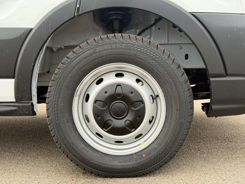 New 2026 Ford Transit 250 148 Medium Roof image 11