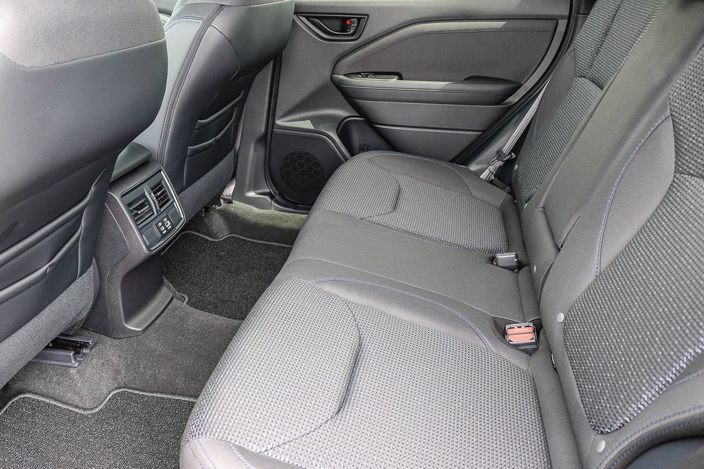 Certified 2026 Subaru Forester Premium AWD/4WD image 20