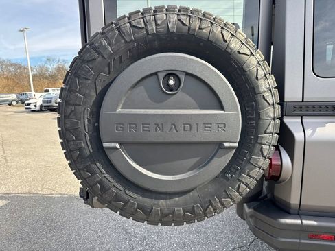 Used 2024 INEOS Grenadier Fieldmaster Edition image 24