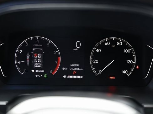 Used 2024 Honda Pilot TrailSport image 31