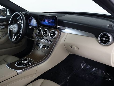 Used 2019 Mercedes-Benz C 300 Sedan image 9