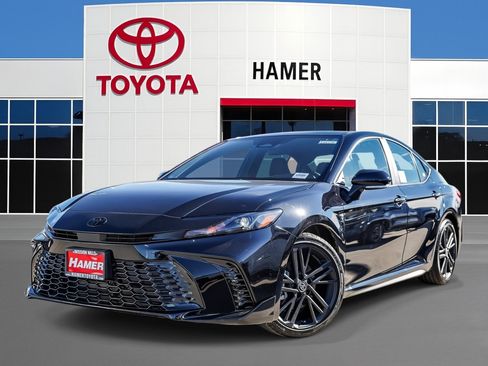 New 2026 Toyota Camry Hybrid FWD image 1