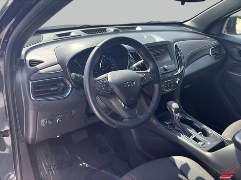 Used 2023 Chevrolet Equinox RS FWD image 16