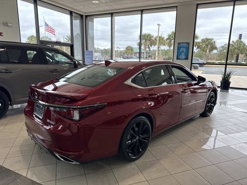 Used 2023 Lexus ES 350 F Sport w/ Accessory Package (Z2) image 5