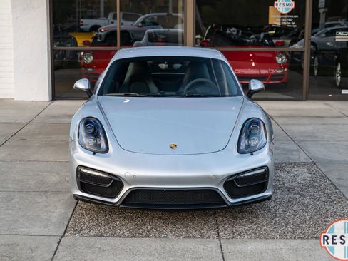 Used 2016 Porsche Cayman GTS image 2