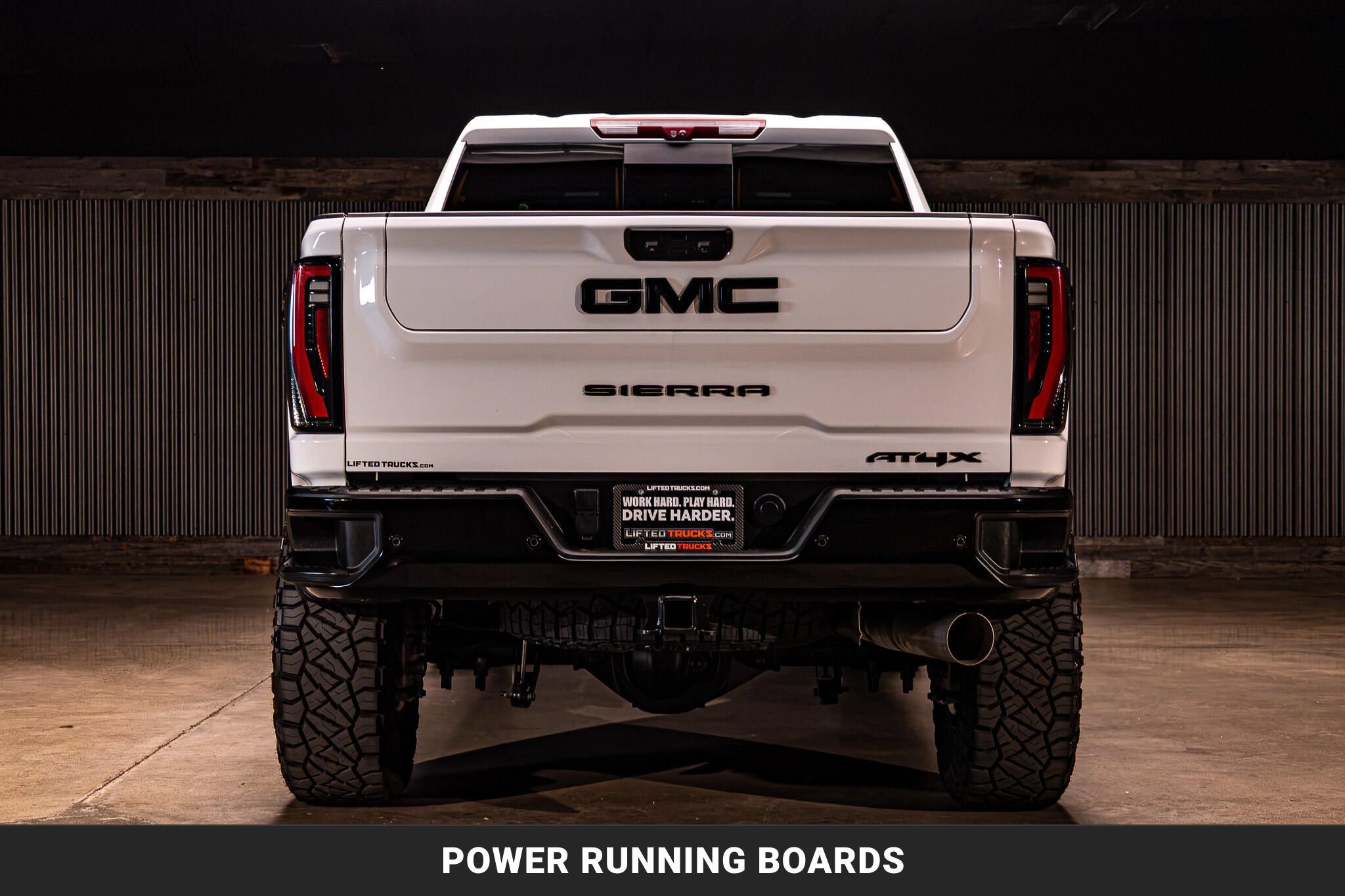 Used 2024 GMC Sierra 2500 AT4X AWD/4WD image 7