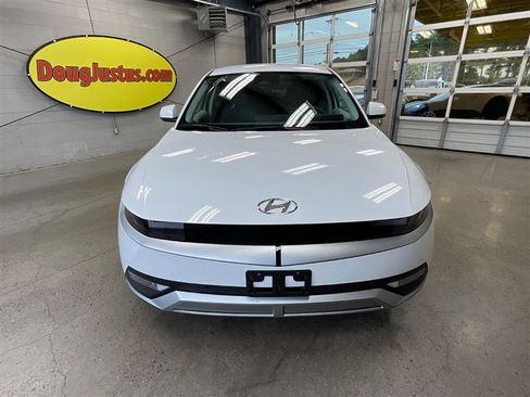 Used 2024 Hyundai Ioniq 5 SEL AWD/4WD image 8
